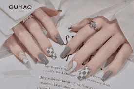 Nail box hoa anh đào 3